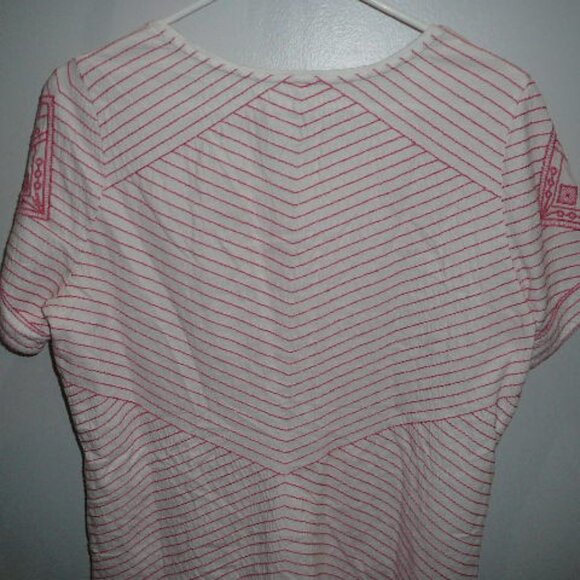 White Stuff Embroidered Asian White w/Salmon Stitching V Neck Blouse-UK12, EUR40 - Picture 5 of 5